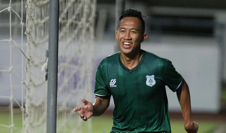 Antoni Putro Nugroho, penyerang PSMS Medan. (Bola.com/Iwan Setiawan)