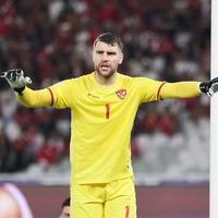 Kiper Timnas Indonesia Maarten Paes Jalani Tes Medis di Ajax Hari Ini, Tanda Tangani Kontrak 3,5 Musim