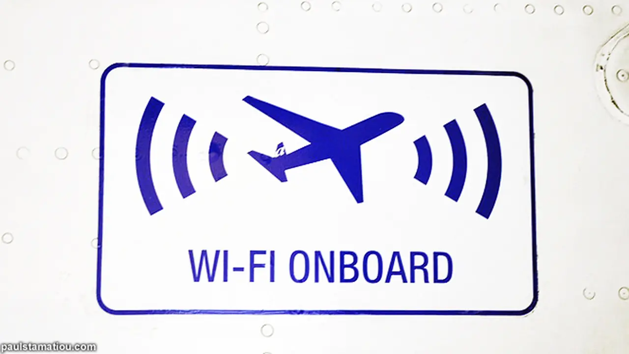 wi-fi-pesawat-130611b.jpg