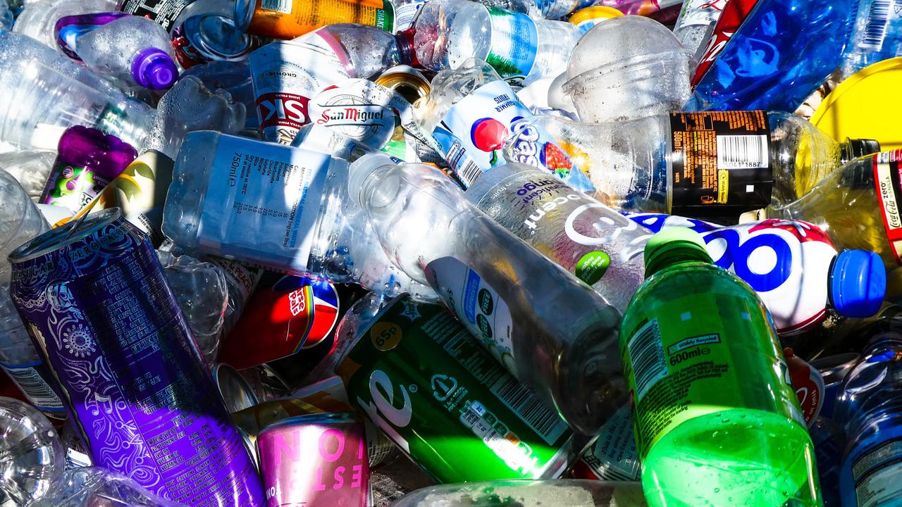 Bolehkah Membuang Sampah Plastik Sembarangan? Begini Hukumnya Menurut Islam
