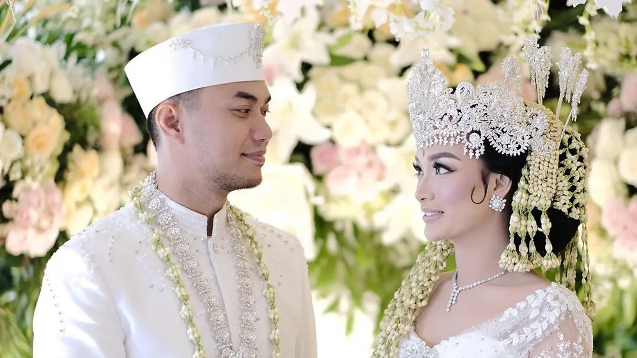 Potret akad nikah Zaskia Gotik dan Sirajuddin Mahmud