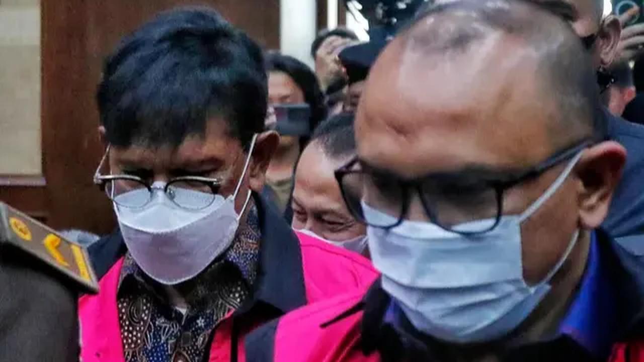 "Penentuan anggaran seperti itu apakah penentuan anggaran seperti itu apakah melibatkan tenaga ahli?" tanya hakim Fahzal saat sidang, di PN Jakarta Pusat, Selasa (25/7).