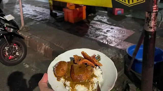 Rekomendasi Gudeg Malam Enak di Jogja