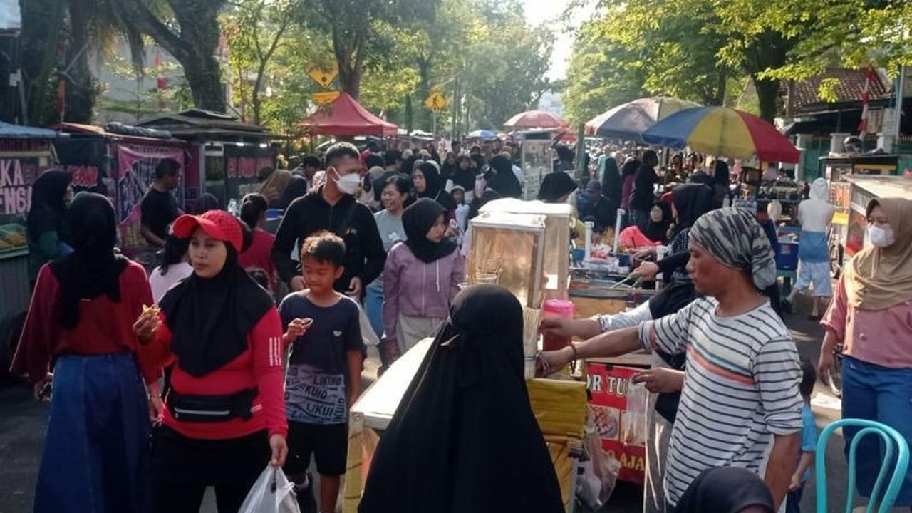 Trivia Omzet: Ratusan Pelaku UMKM Lebak Banjiri Car Free Day Alun-alun Multatuli