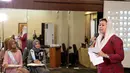 Dalam ajang pencarian bakat Puteri Muslimah Indonesia 2017, nama Yenny Wahid didapuk menjadi salah satu juri di dalamnya. Tidak hanya sekedar memberi penilaian, Yenny pun ternyata memiliki harapan tersendiri. (Deki Prayoga/Bintang.com)