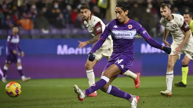 Foto: Fiorentina Gusur Juventus usai Pesta Gol ke Gawang Salernitana, Nyonya Tua Apes Ditahan Venezia di Pekan ke-17 Liga Italia