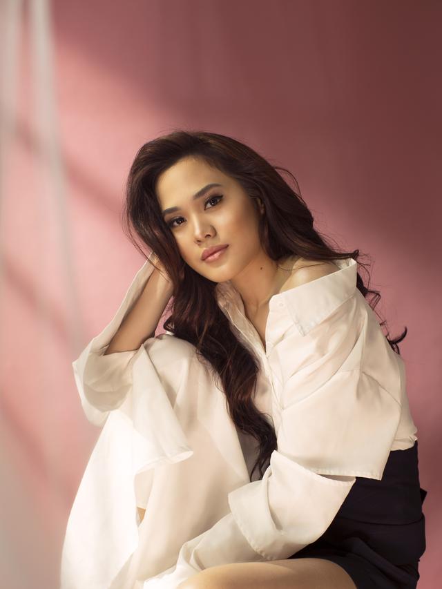 Sheryl Sheinafia Daur Ulang Lagu Setia Milik Guruh Sukarnoputra Showbiz Liputan6 Com