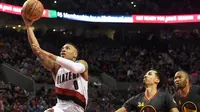 Golden State Warriors menelan kekalahan menyesakkan 105-137 saat melawat ke markas Portland Trail Blazers di Moda Center, Portland.