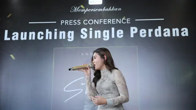 Rowman Ungu jadi produser Andhara di single Sendiri