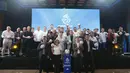Para pelatih berfoto bersama dalam peluncuran BRI Super League 2026/2027 yang dihadiri Ketua Umum PSSI Erick Thohir, Direktur Utama PT Bank Rakyat Indonesia (Persero) Tbk (BRI) Hery Gunardi, Direktur Utama I.League Ferry Paulus, dan Director of Emtek Media Harsiwi Ahmad di SCTV Tower, Jakarta, Selasa (1/9/2026). (KLY/Budy Santoso)
