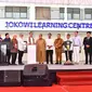 Presiden Joko Widodo ketika meresmikan gedung JLC SMA Kebangsaan Lampung Selatan.  Foto : (Istimewa).