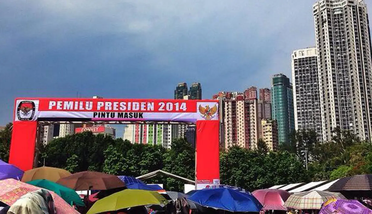 Pemungutan suara pemilihan Presiden Republik Indonesia di Hongkong berakhir ricuh, Victoria Park, Causeway Bay, Hongkong, Minggu (6/7/2014) (twitter.com)