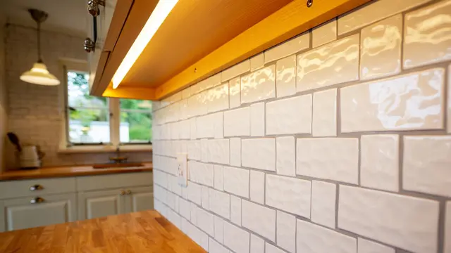 Model Ubin Backsplash Dapur