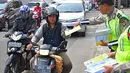 Menurut Kepala Subdit Pendidikan dan Rekayasa Lalulintas Polda Metro Jaya Ajun Komisaris Besar Polisi Warsinem, pembagian ini merupakan bagian dari Operasi Ketupat Jaya 2014, Jakarta, Jumat (18/07/2014)(Liputan6.com/Faizal Fanani)