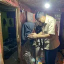 Rumah Warga Nyaris Roboh, Menteri Ara: Kita Bedah Ya Bu