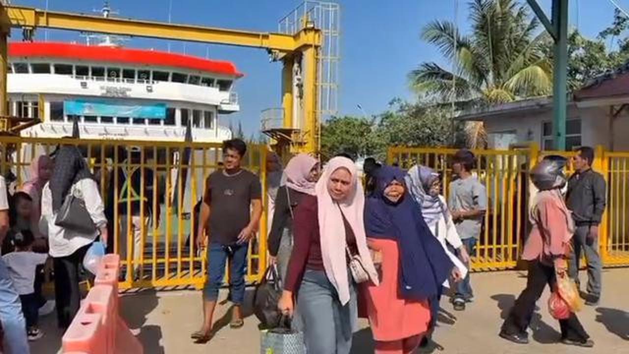 Aceh Perlahan Pulih dari Bencana, Pelabuhan Ulee Lheue Ramai Dikunjungi Wisatawan Menyambut Lebaran