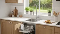 7 Model Dapur dengan Rak Piring Tarik di Samping Sink yang Praktis dan Hemat Ruang