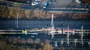 Kondisi kereta api yang mengalami kecelakaan di di Luxembourg bagian selatan, Selasa (14/1). Kereta barang dan kereta penumpang bertabrakan yang menyebabkan satu orang tewas. (Luxembourg Police Grand Ducale via AP)