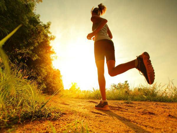 Lari dan jalan kaki bisa ampuh atasi stres./Copyright shutterstock.com