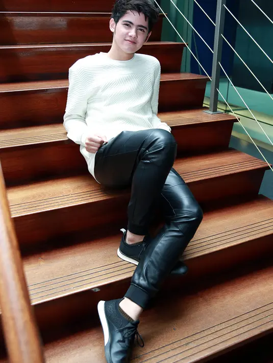 Aktor 19 tahun ini mengaku hanya beberapa kali menjalani latihan sebelum tampil. (Deki Prayoga/Bintang.com)