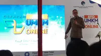 Dirjen Aptika Kemkominfo Semuel Abrijani Pangerapan dalam acara UMKM Go Online di Pasar PSPT Tebet, Jakarta Selatan, Selasa (26/2/2019). Liputan6.com/ Agustin Setyo Wardani