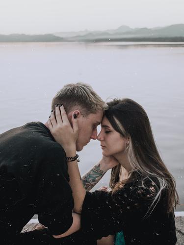 Jawab Penasaranmu Di Sini Tentang Arti Mimpi Bertemu Pacar Orang Lain Lifestyle Fimela Com