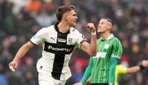 Mateo Pellegrino Casalanguida merayakan golnya di laga Sassuolo vs Parma di pekan ke-18 Liga Italia 2025/2026 di Mapei Stadium, Sabtu (03/01/2026) malam WIB. (Massimo Paolone/LaPresse via AP).