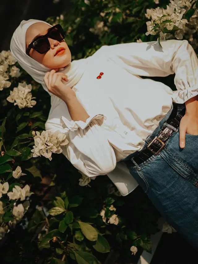 Mantap Berhijab, Ini 6 Potret Terbaru Ana Octarina Eks Princess