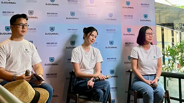 Sesi talkshow Djournal Coffe bersama Laura Basuki di Jakarta 2024