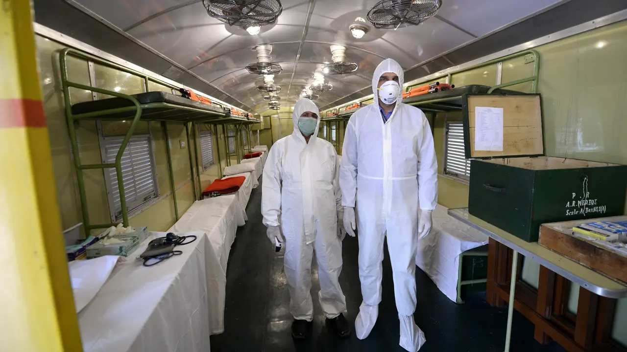 Gerbong Kereta untuk Bangsal Karantina Virus Corona