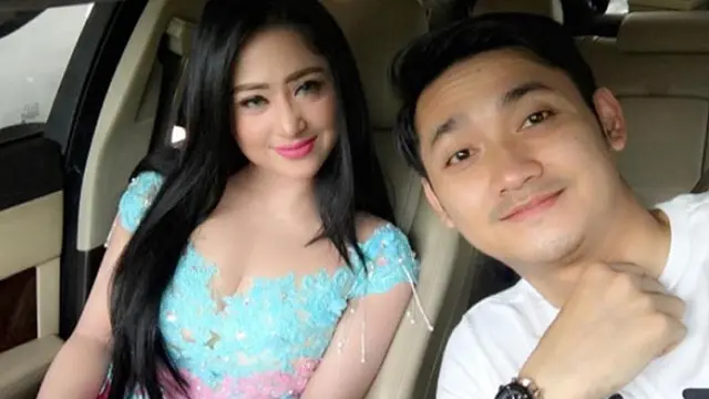 Dewi Perssik dan Angga Wijaya