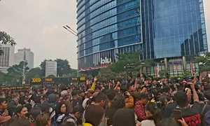 Badan Eksekutif Mahasiswa Universitas Indonesia (BEM UI) menggelar aksi unjuk rasa di kawasan Bundaran HI, Jakarta Pusat. (Liputan6.com/Rifqy Alief Abiyya)