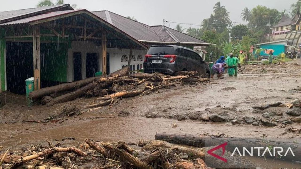 Kementerian Luar Negeri Malaysia Konfirmasi Warga Hilang di Sumbar Akibat Longsor