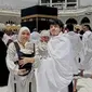 Aurel Hermasnyah dan Atta Halilintar Jalani Umroh Sambil Berpuasa (Instagram.com/@Aurelie.Hermasyah)