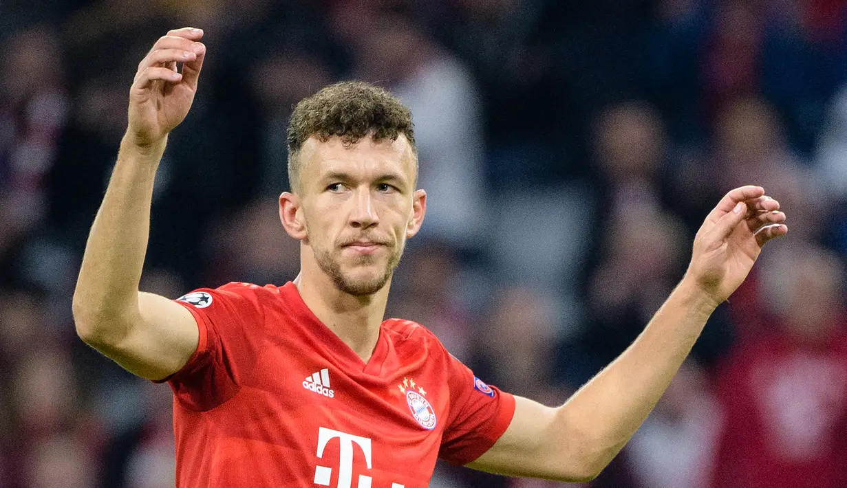 Ivan Perisic. Gelandang serang ini didatangkan Bayern Munchen dari Inter Milan sebagai pemain pinjaman pada awal musim 2019/2020. Telah bermain dalam 35 penampilan di semua ajang dengan mencetak 8 gol. Musim ini dipulangkan kembali ke Inter Milan. (AFP/Matthias Balk/DPA)