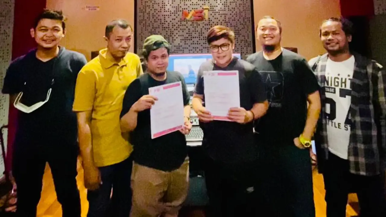 Hampir Band
