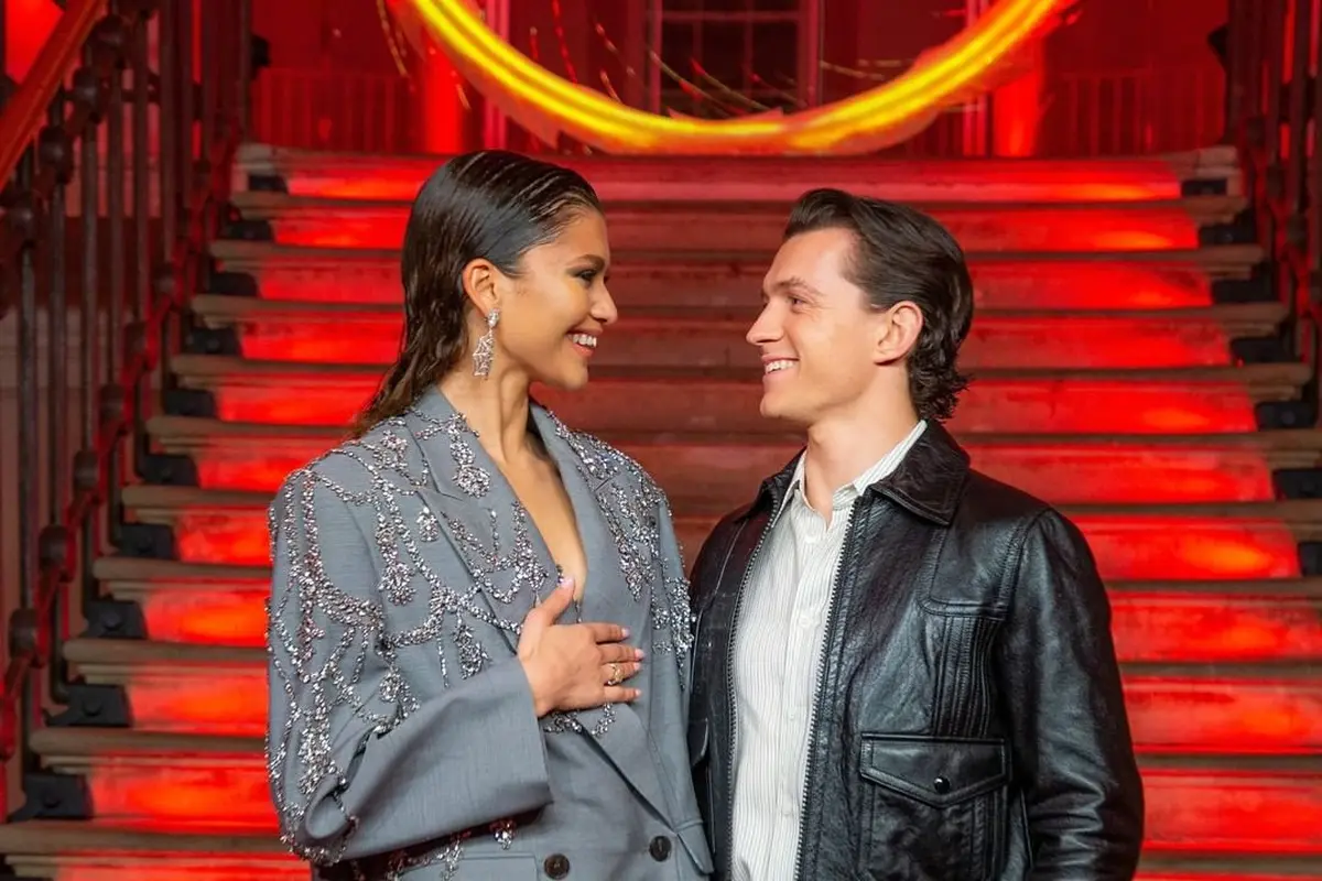 Zendaya dan pacarnya Tom Holland
