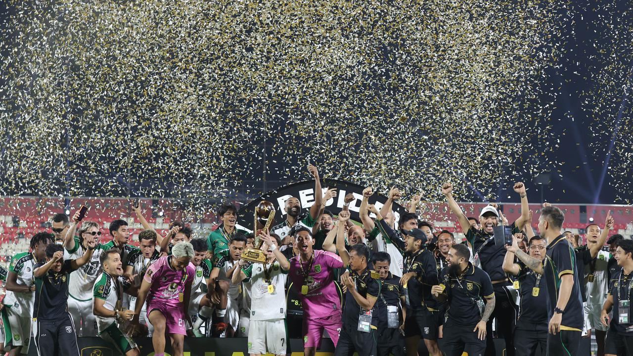 Trofi Piala Presiden Milik Persebaya