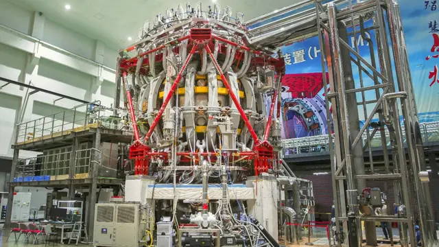 Reaktor fusi nuklir HL-2M Tokamak yang menjadi inti dari Matahari Buatan China