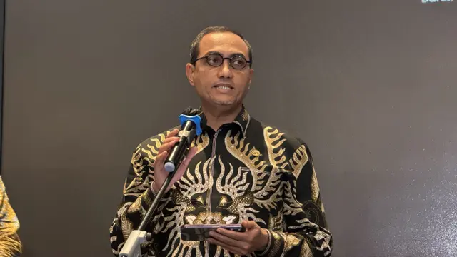 Anggota Dewan Komisioner OJK sekaligus Pengganti Kepala Eksekutif Pengawas Pasar Modal, Keuangan Derivatif, dan Bursa Karbon, Hasan Fawzi. (Foto: Liputan6.com/Tira Santia)
