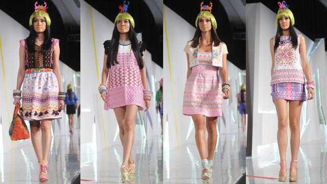 Warna warni Borneo Chic Lenny Agustin di Indonesia Fashion 