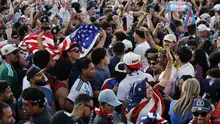 Keramaian fans tim tuan rumah Piala Dunia 2026, Amerika Serikat pada laga kontra PParaguay. (MARIO TAMA / GETTY IMAGES NORTH AMERICA / Getty Images via AFP)