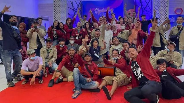 6 Momen Syukuran 100 Episode Love Story The Series, Penuh Kehangatan