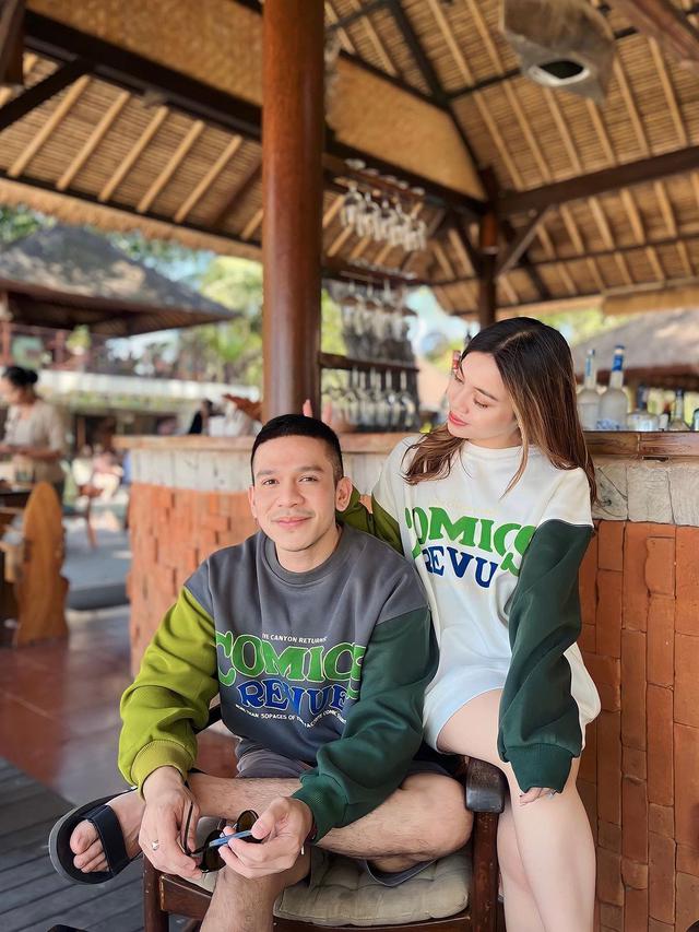 Frislly Herlind Dekat Jordi Onsu