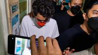 Ardhito Pramono usai ditangkap polisi terkait kasus Narkoba. (Liputan6.com/Ady Anugrahadi)
