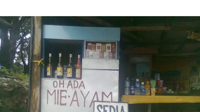 Kelakuan Nyeleneh Orang Saat Beli Makanan Ini Bikin Tepuk Jidat