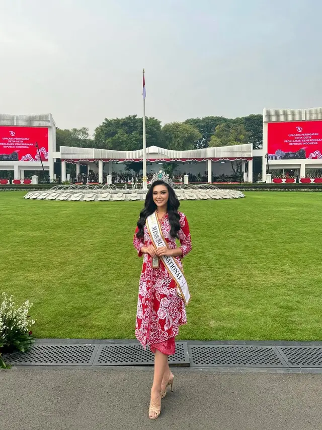 Gaya berkebaya Puteri Indonesia di HUT ke-79 RI