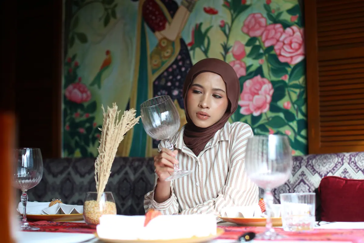 wanita maret sikap yang cerdas