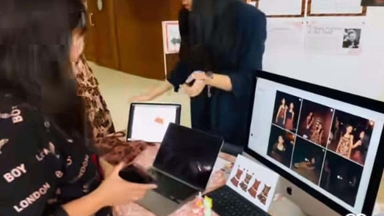 Almira Promosikan Batik