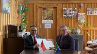 Konsulat Jenderal Republik Indonesia (KJRI) Cape Town memfasilitasi penandatanganan nota kesepahaman kerja sama sister city Mossel Bay dengan Denpasar. Penandatanganan itu menandai era baru kerja sama yang terjalin sejak 2019 (Istimewa)